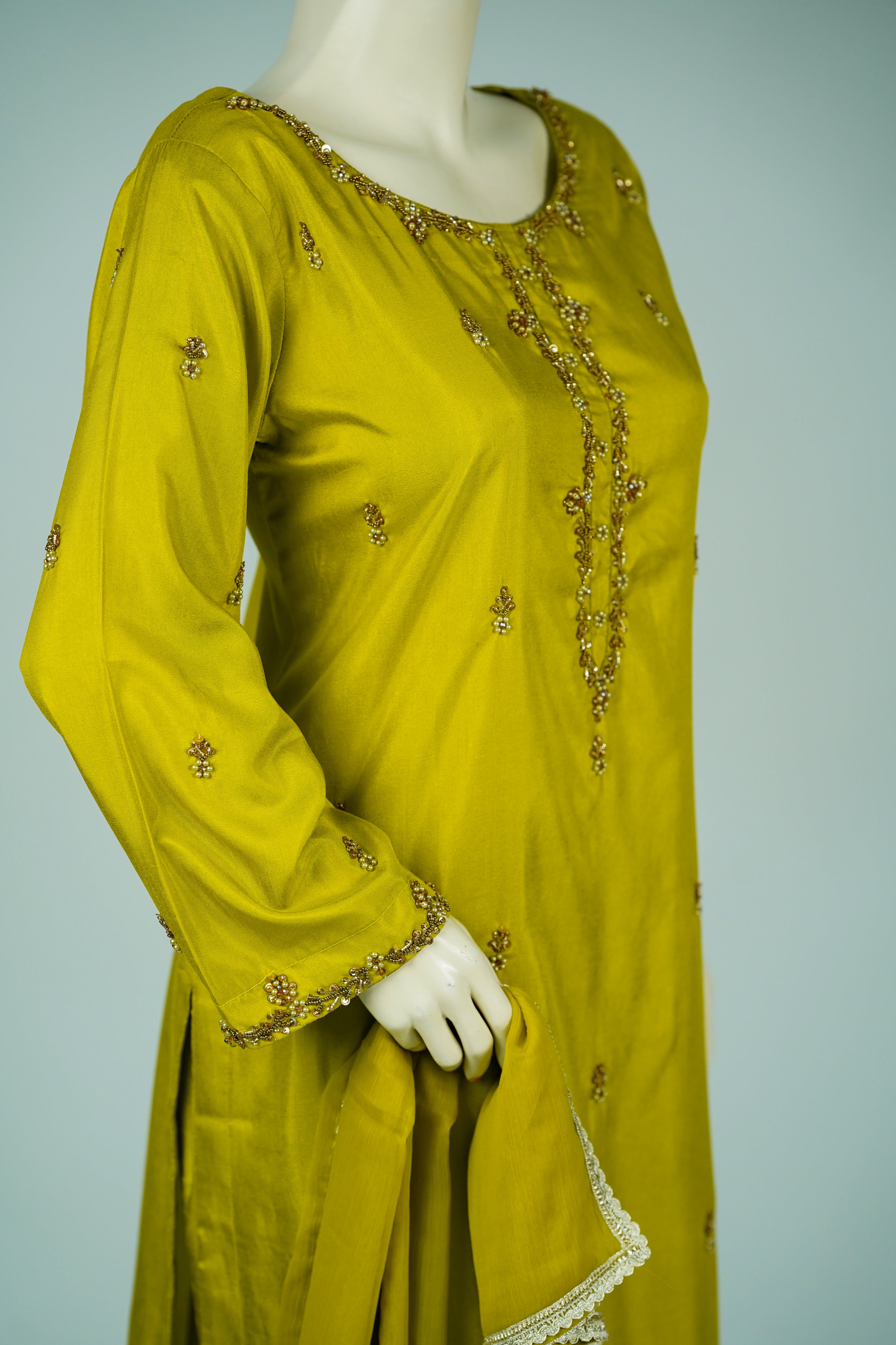 Safroon Handcrafted 3-Piece Russian Silk Suit