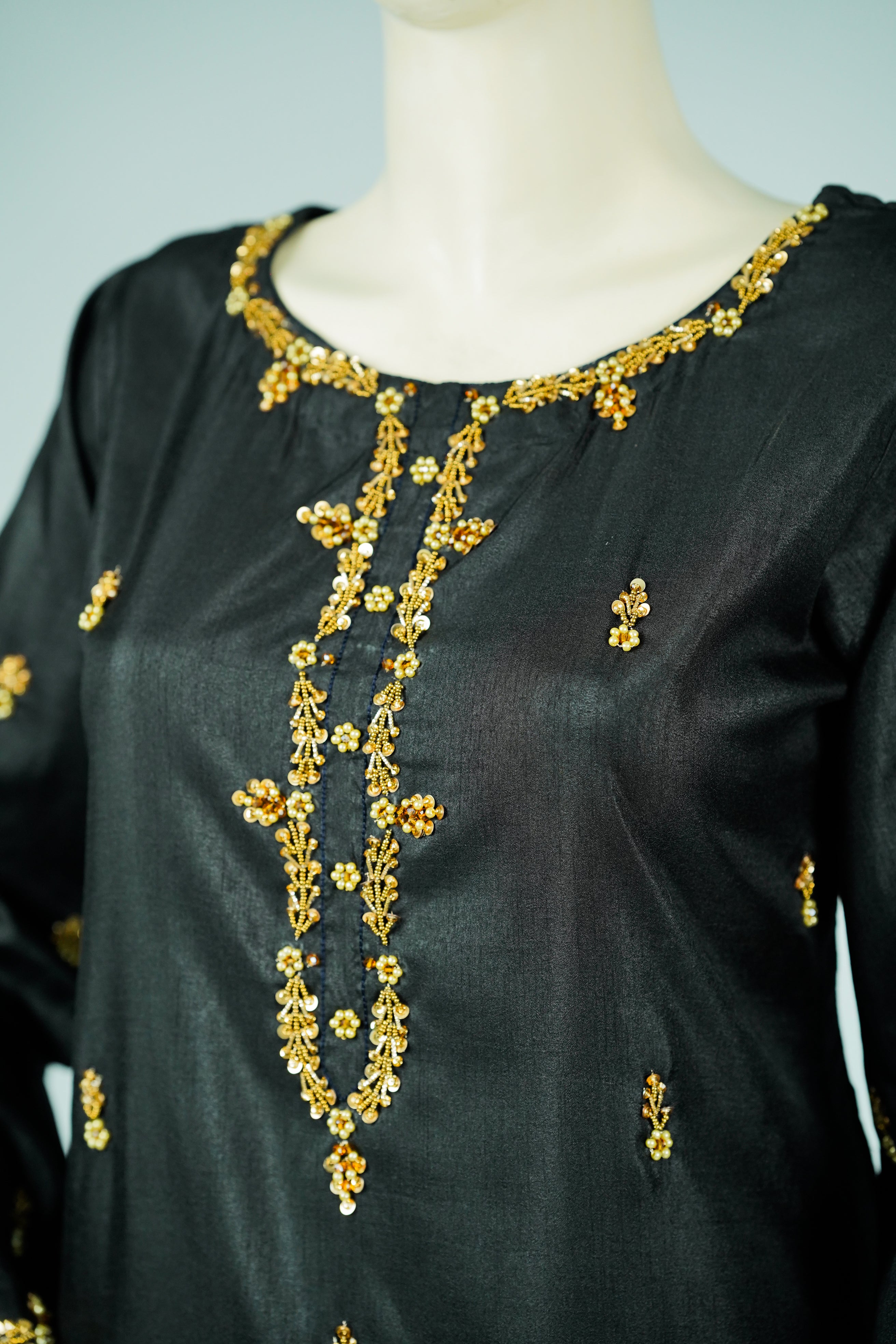 Safroon Handcrafted 3-Piece Russian Silk Suit