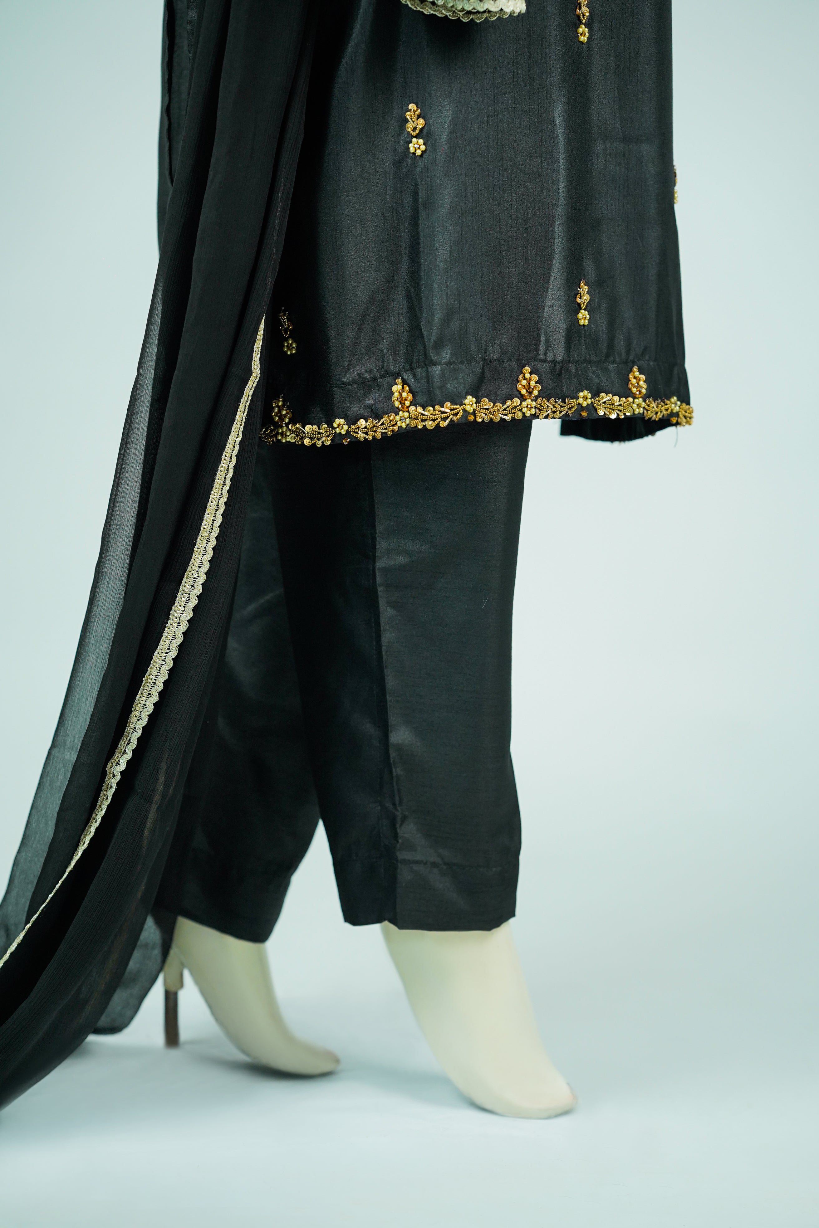 Safroon Handcrafted 3-Piece Russian Silk Suit