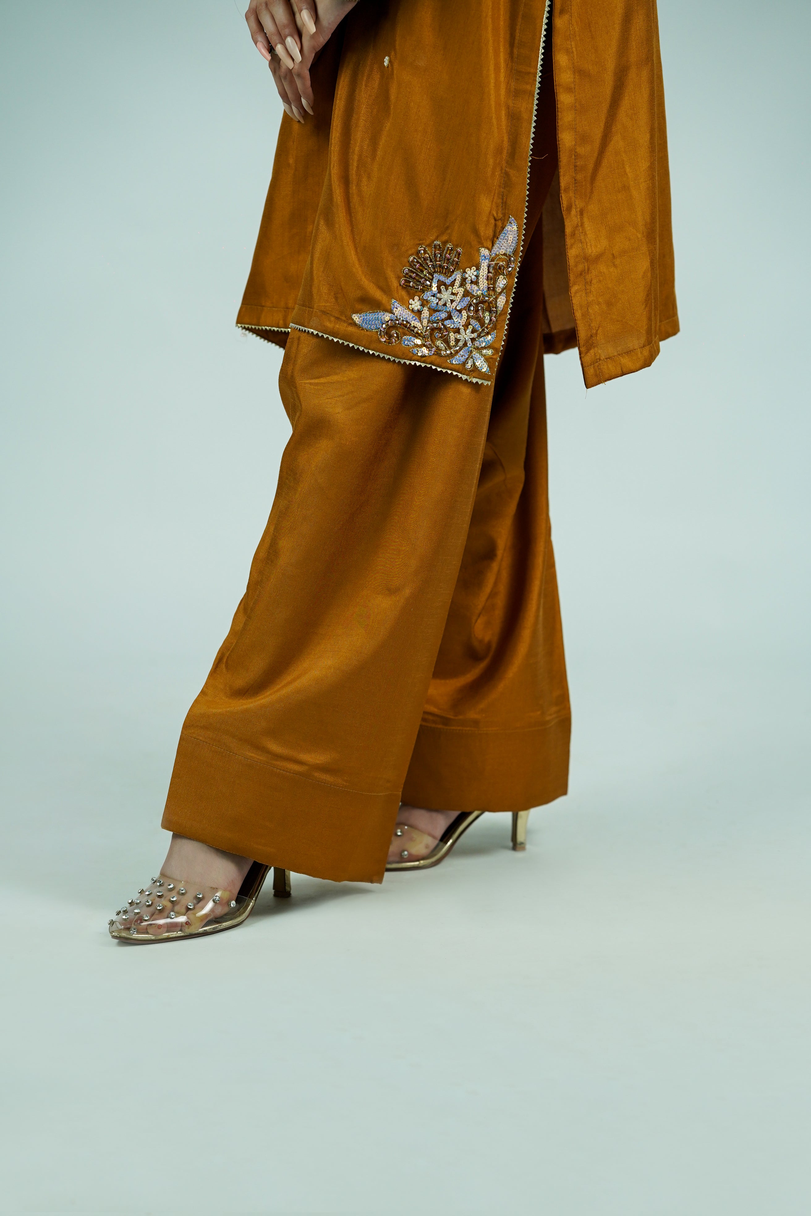 Glory – 2pcs Farshi Shalwar & Shirt Set in Russian Silk