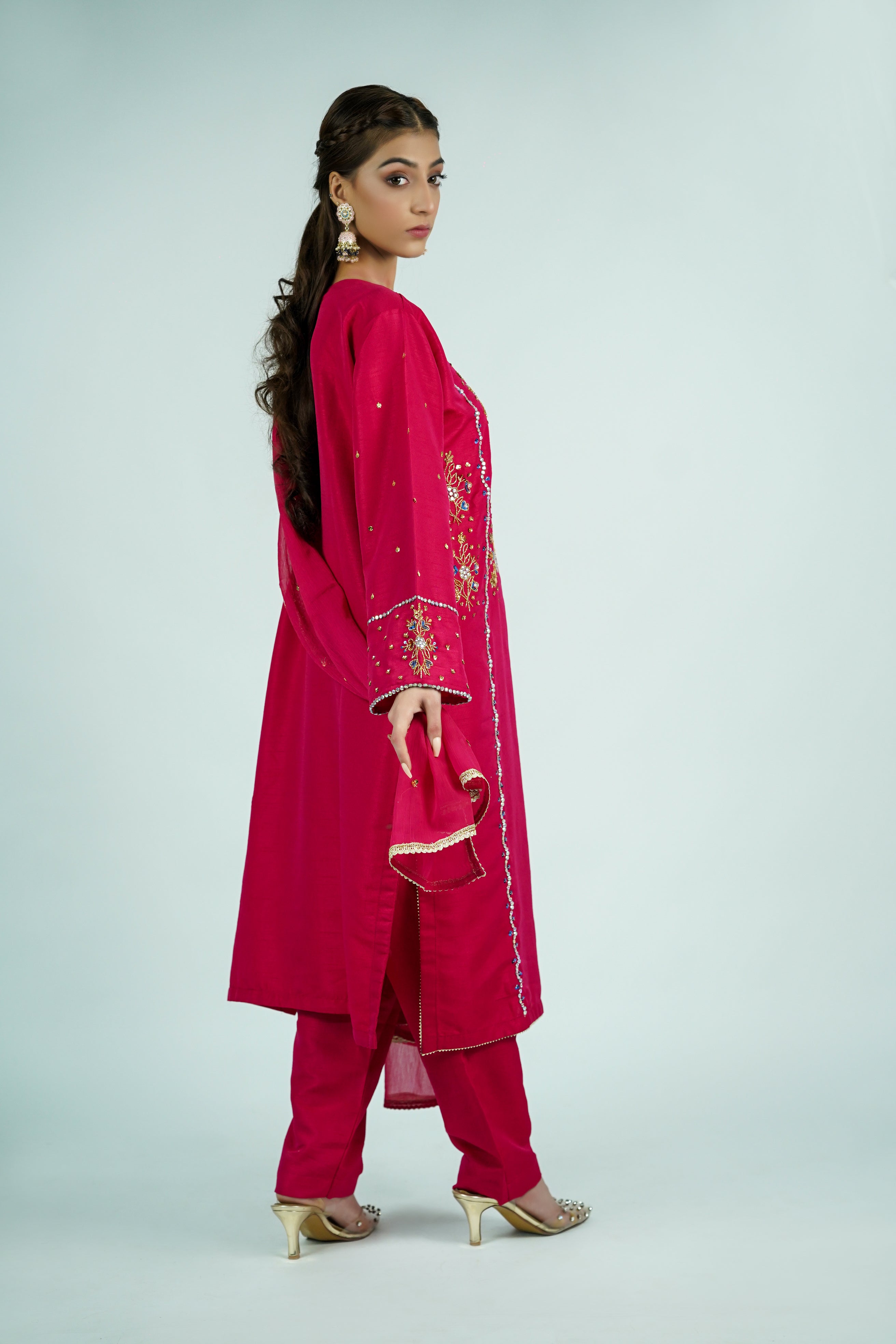 Pareeshay – 3pcs Russian Silk Suit with Chiffon Dupatta