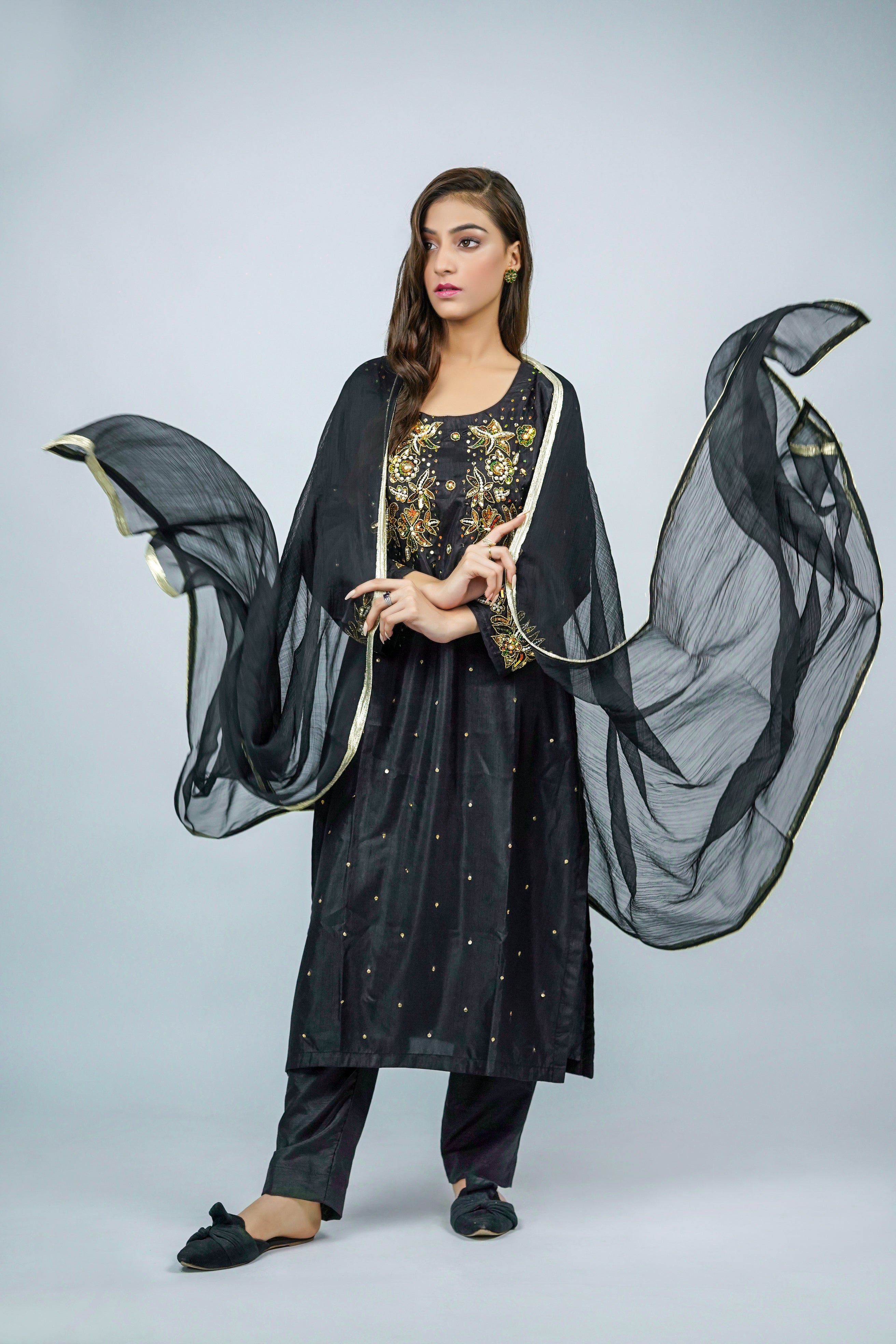 Husna – 3pcs Russian Silk Suit with Chiffon Dupatta