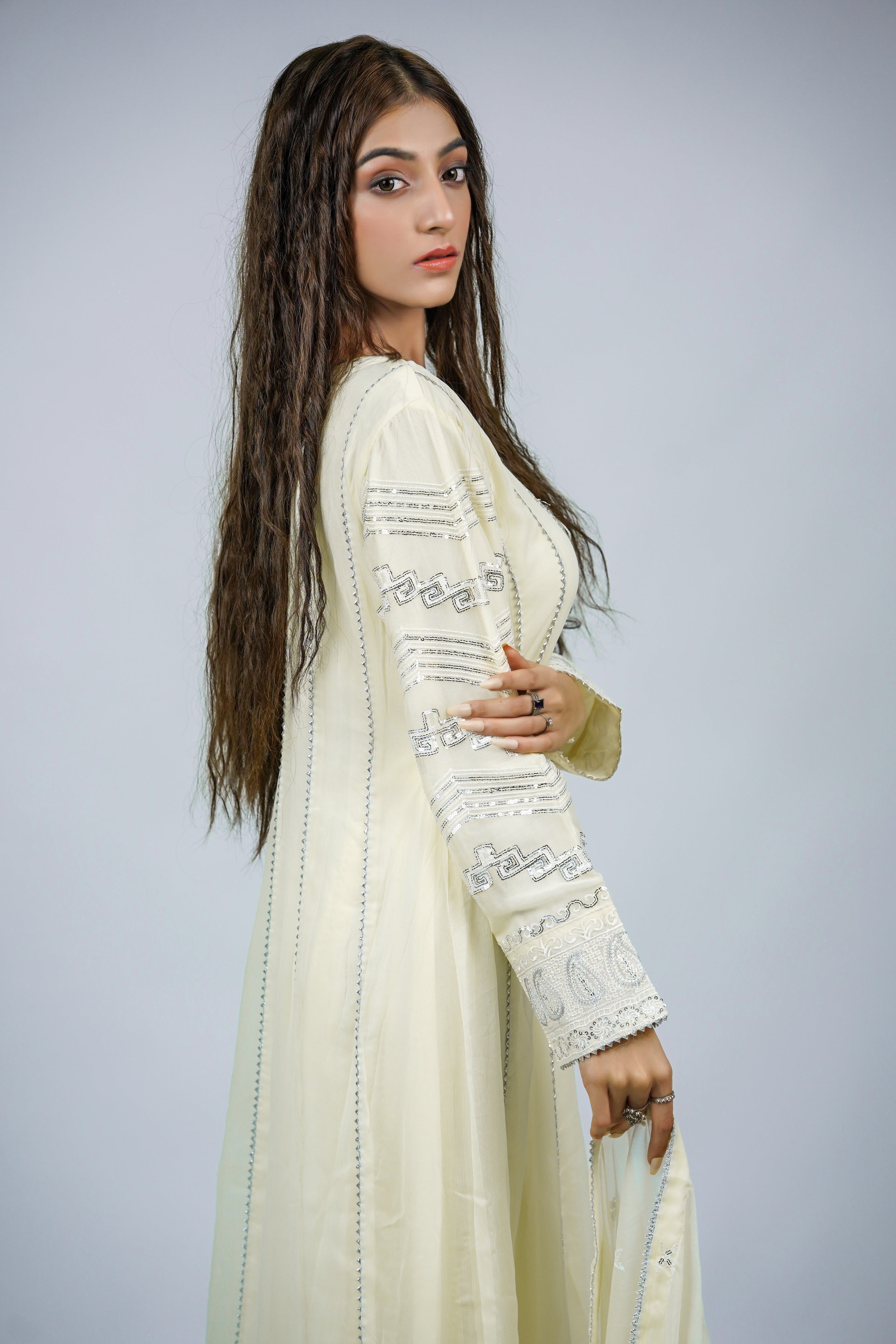 Magician – 3pcs Embroidered Chiffon Maxi Set with Mirror Handwork & Dupatta