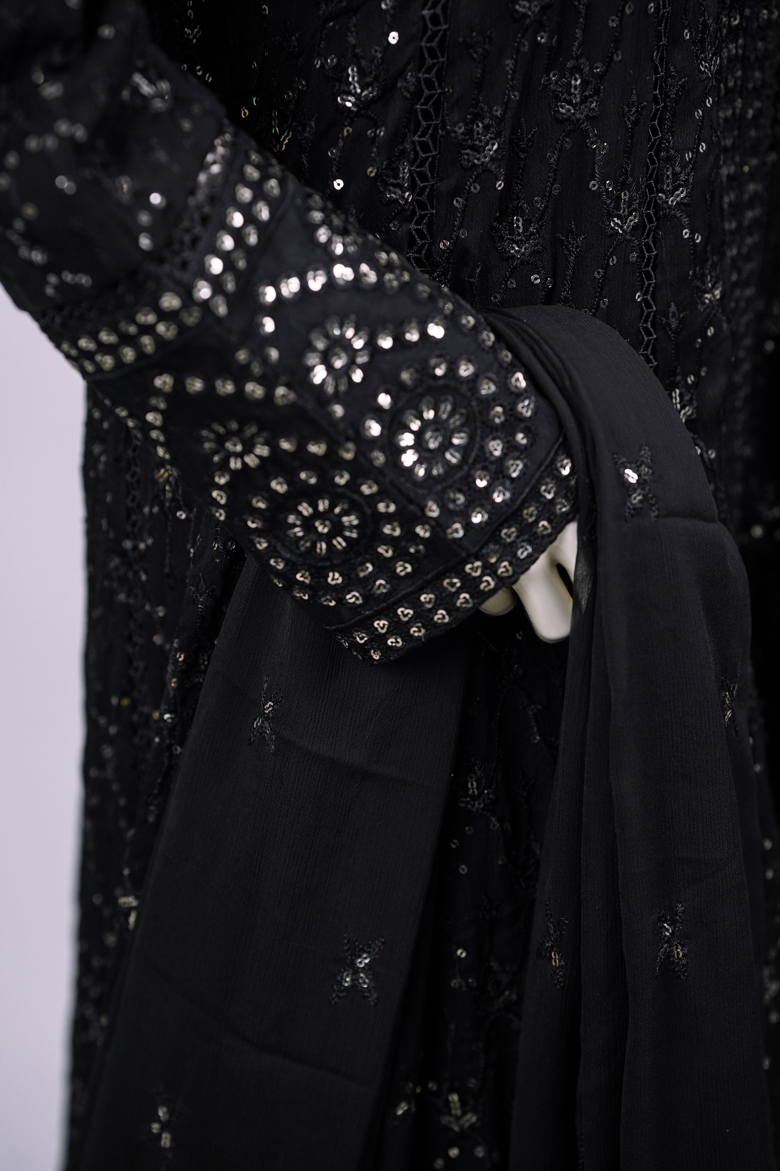 Husn-e-Akhir – 3pcs Embroidered Chiffon Maxi Set with Sequin & Thread Work