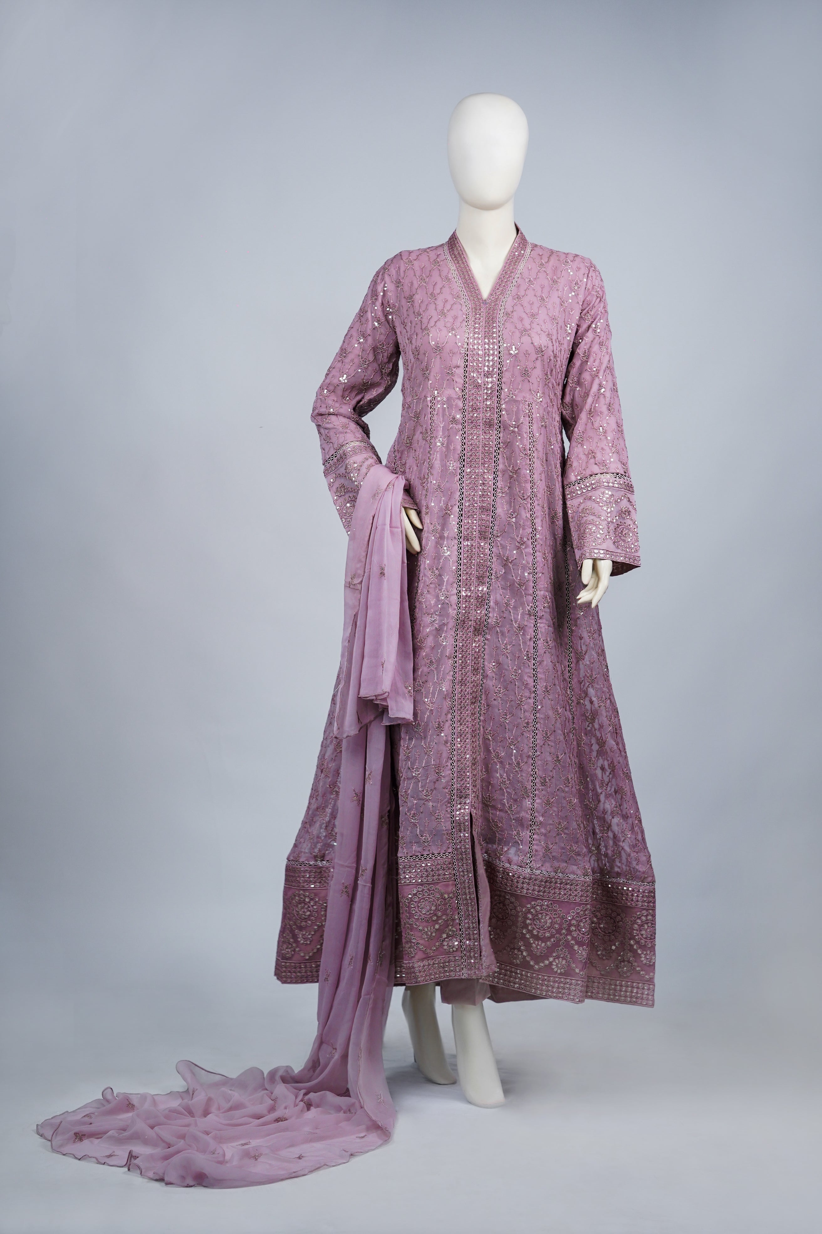 Husn-e-Akhir – 3pcs Embroidered Chiffon Maxi Set with Sequin & Thread Work