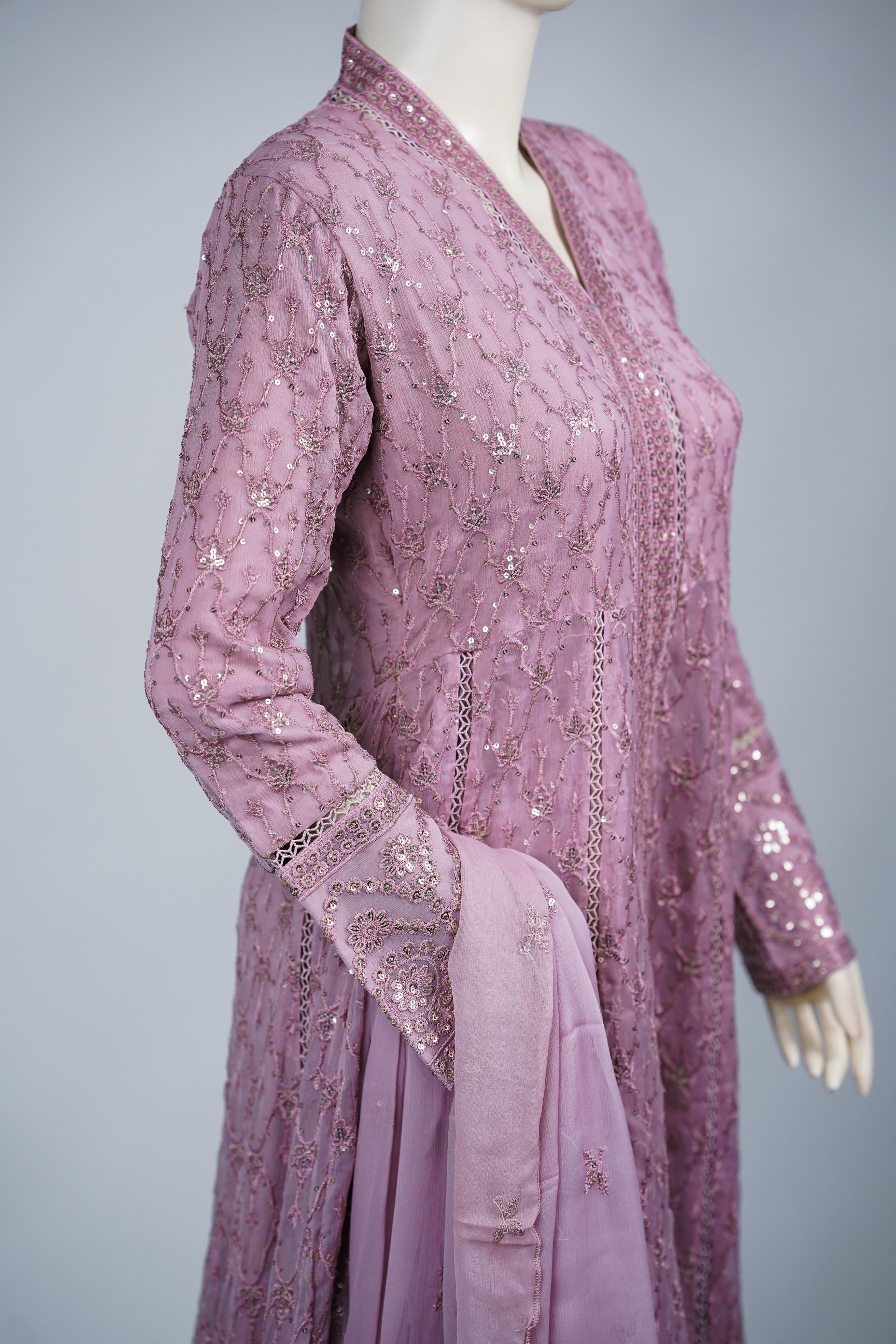 Husn-e-Akhir – 3pcs Embroidered Chiffon Maxi Set with Sequin & Thread Work