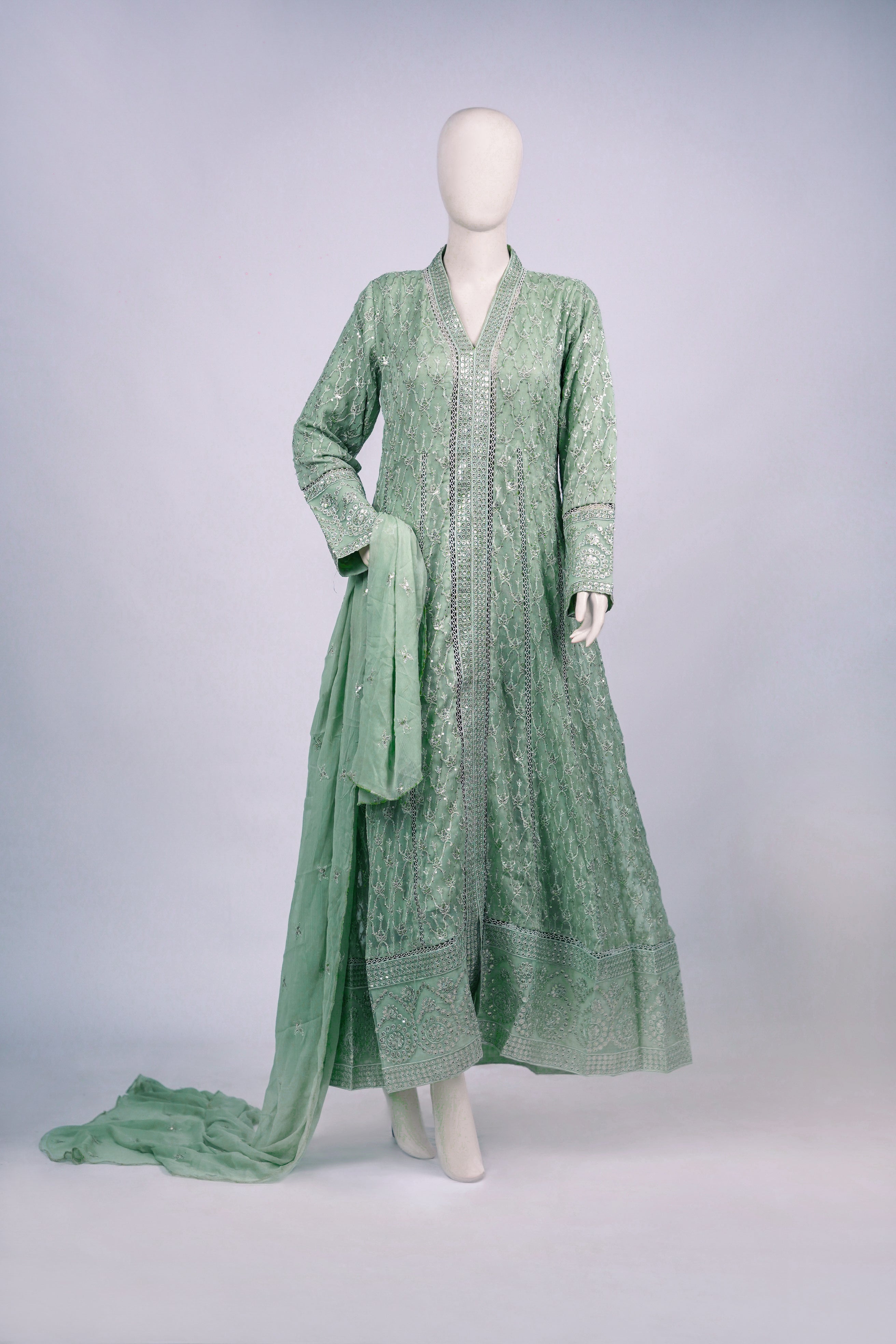 Husn-e-Akhir – 3pcs Embroidered Chiffon Maxi Set with Sequin & Thread Work