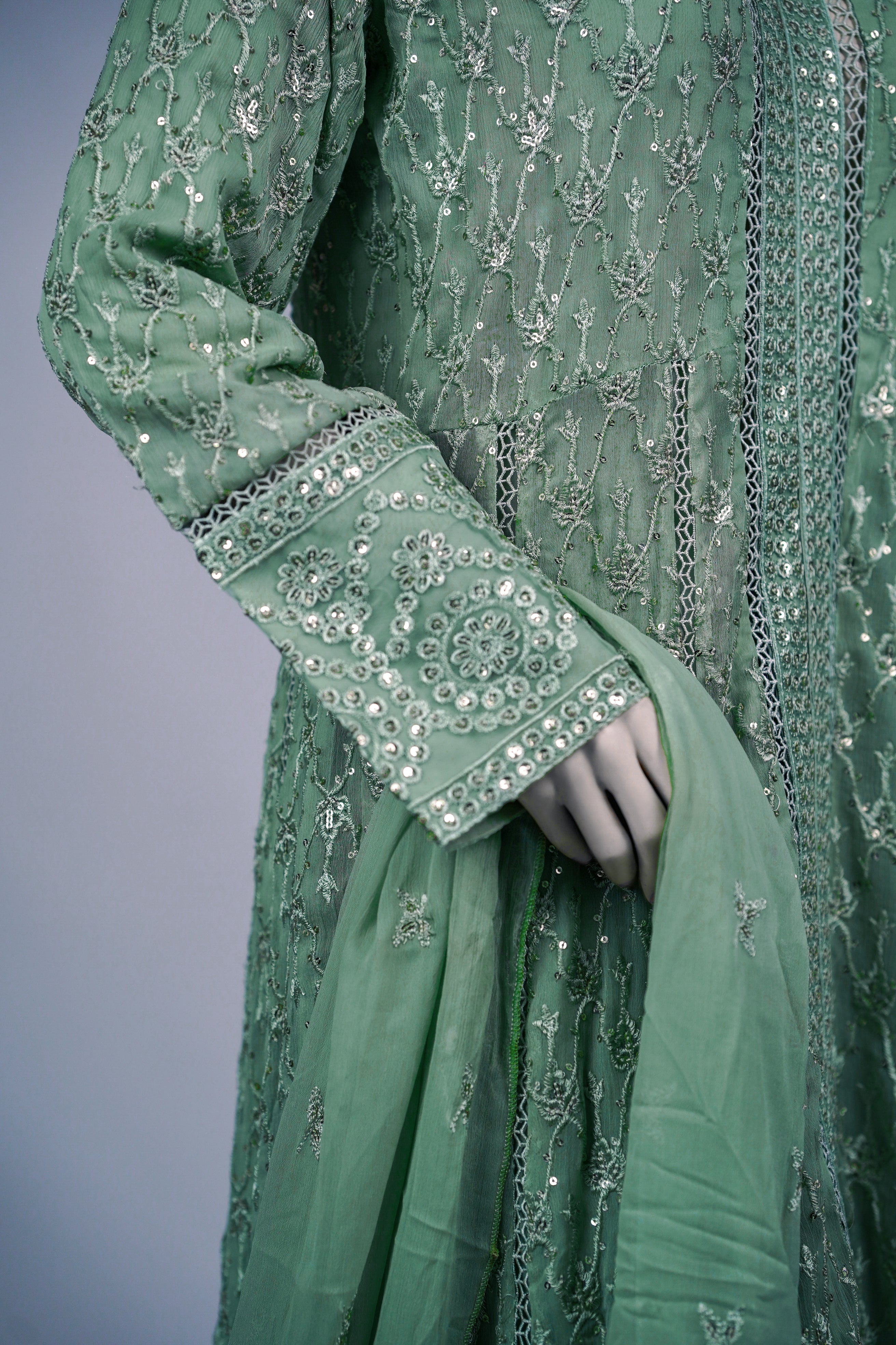 Husn-e-Akhir – 3pcs Embroidered Chiffon Maxi Set with Sequin & Thread Work
