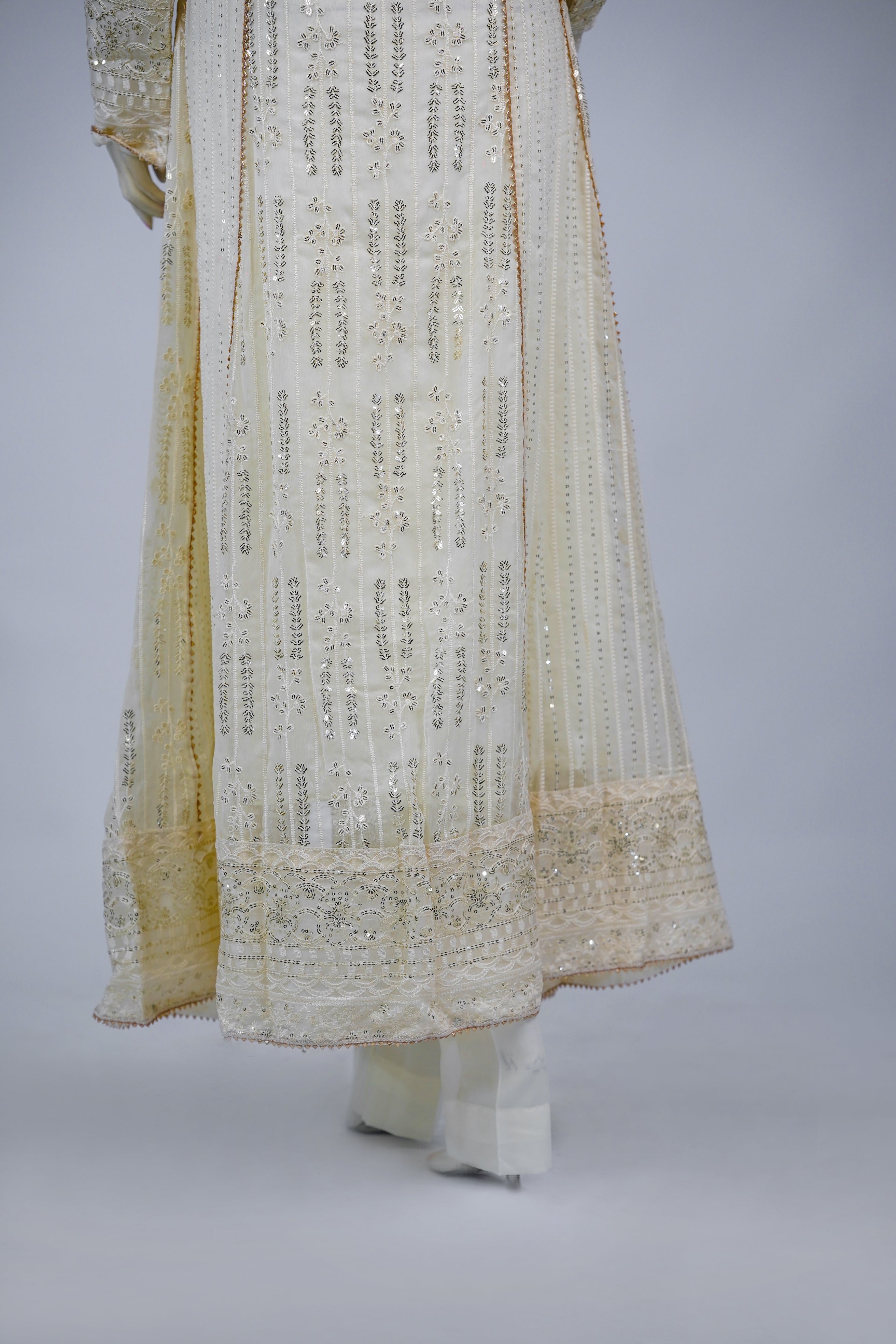 Unicorn – 3pcs Embroidered Chiffon Maxi Set with Dupatta & China Silk Trousers