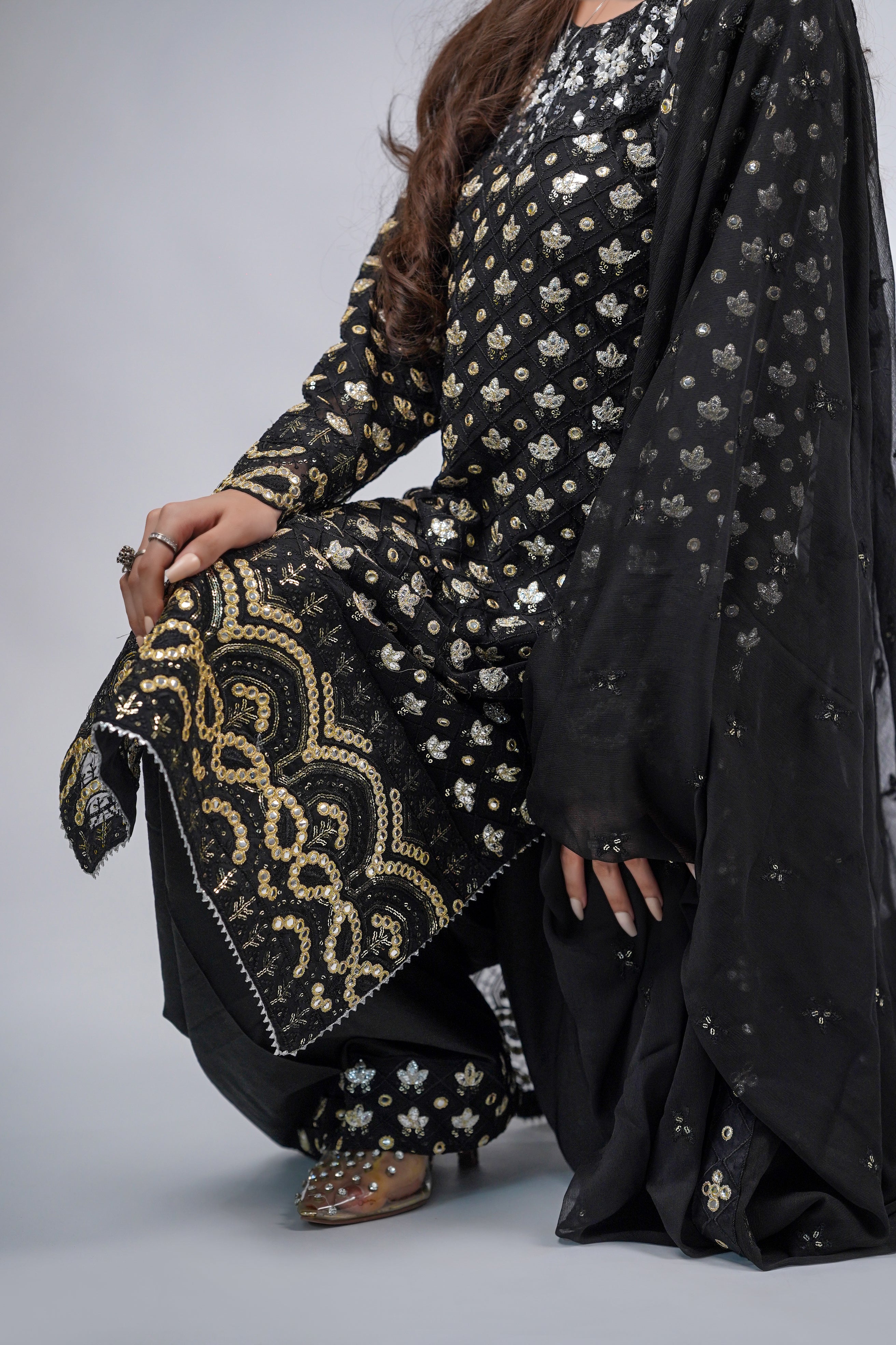 Mahir – 3pcs Embroidered Chiffon Shirt with Farshi Shalwar & Dupatta