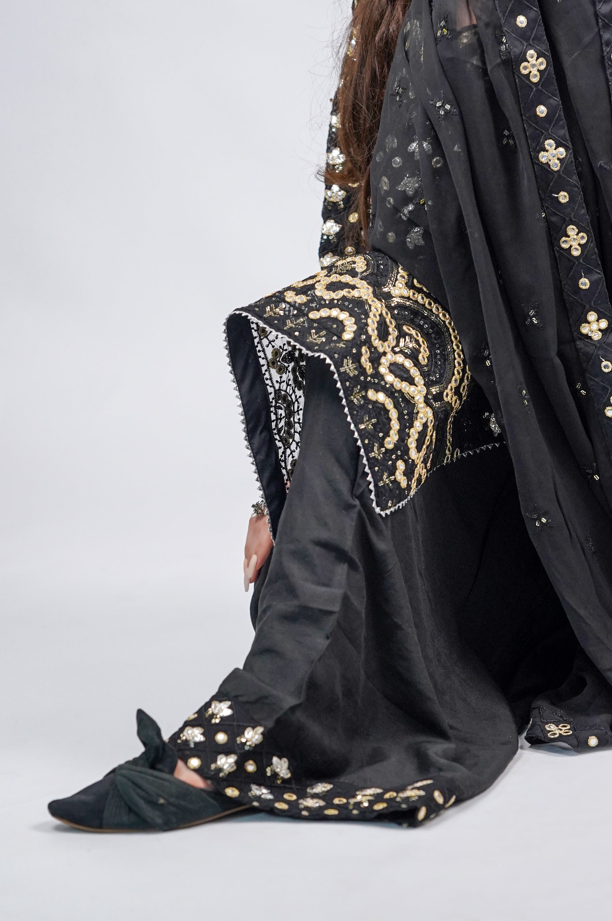 Mahir – 3pcs Embroidered Chiffon Shirt with Farshi Shalwar & Dupatta