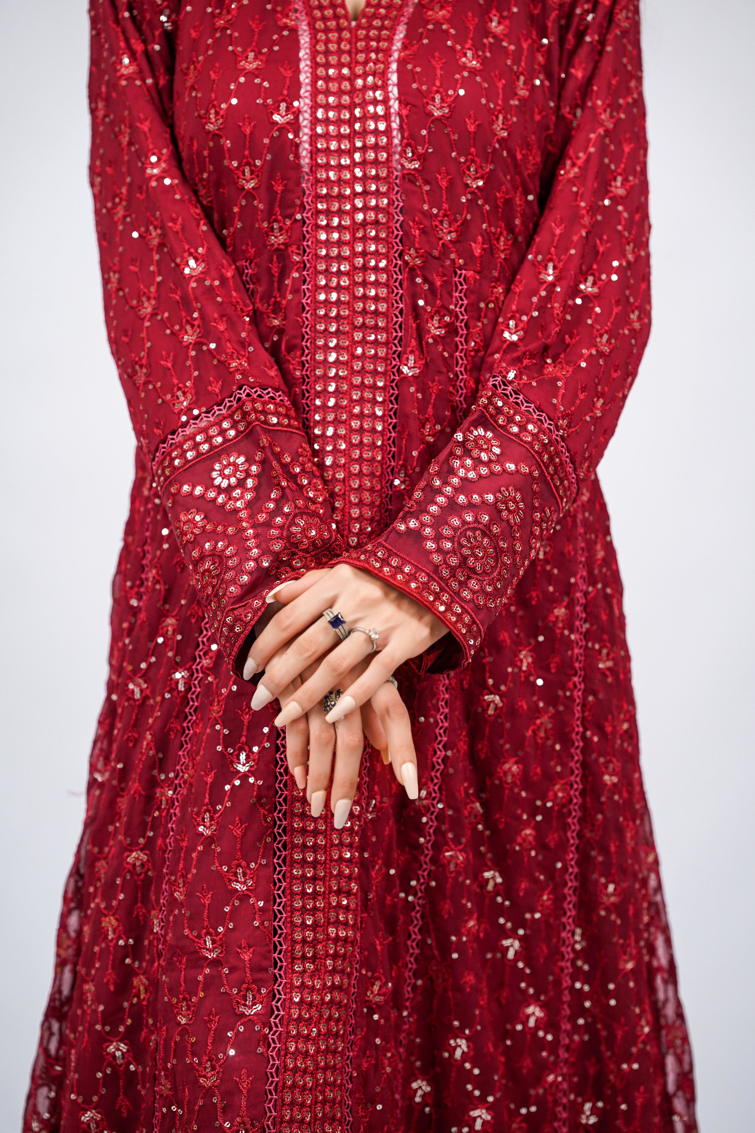 Husn-e-Akhir – 3pcs Embroidered Chiffon Maxi Set with Sequin & Thread Work