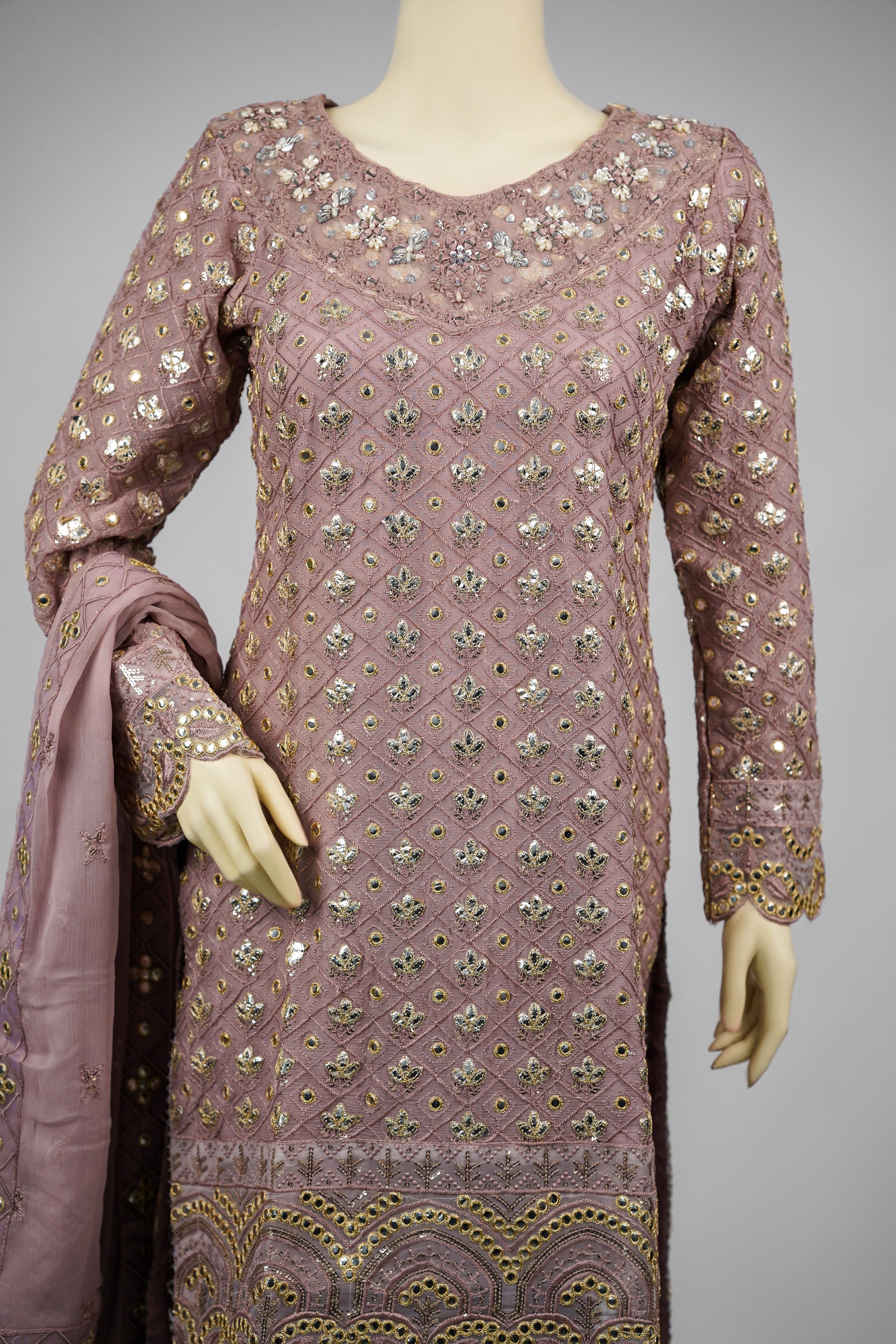 Mahir – 3pcs Embroidered Chiffon Shirt with Farshi Shalwar & Dupatta