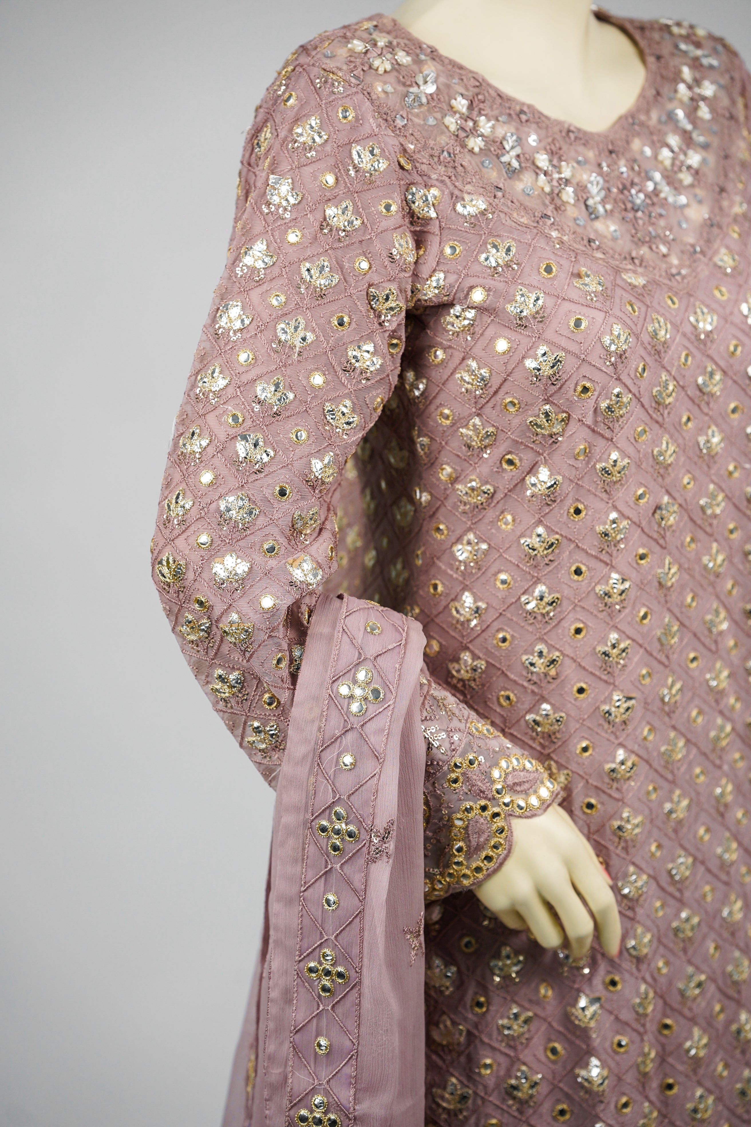 Mahir – 3pcs Embroidered Chiffon Shirt with Farshi Shalwar & Dupatta