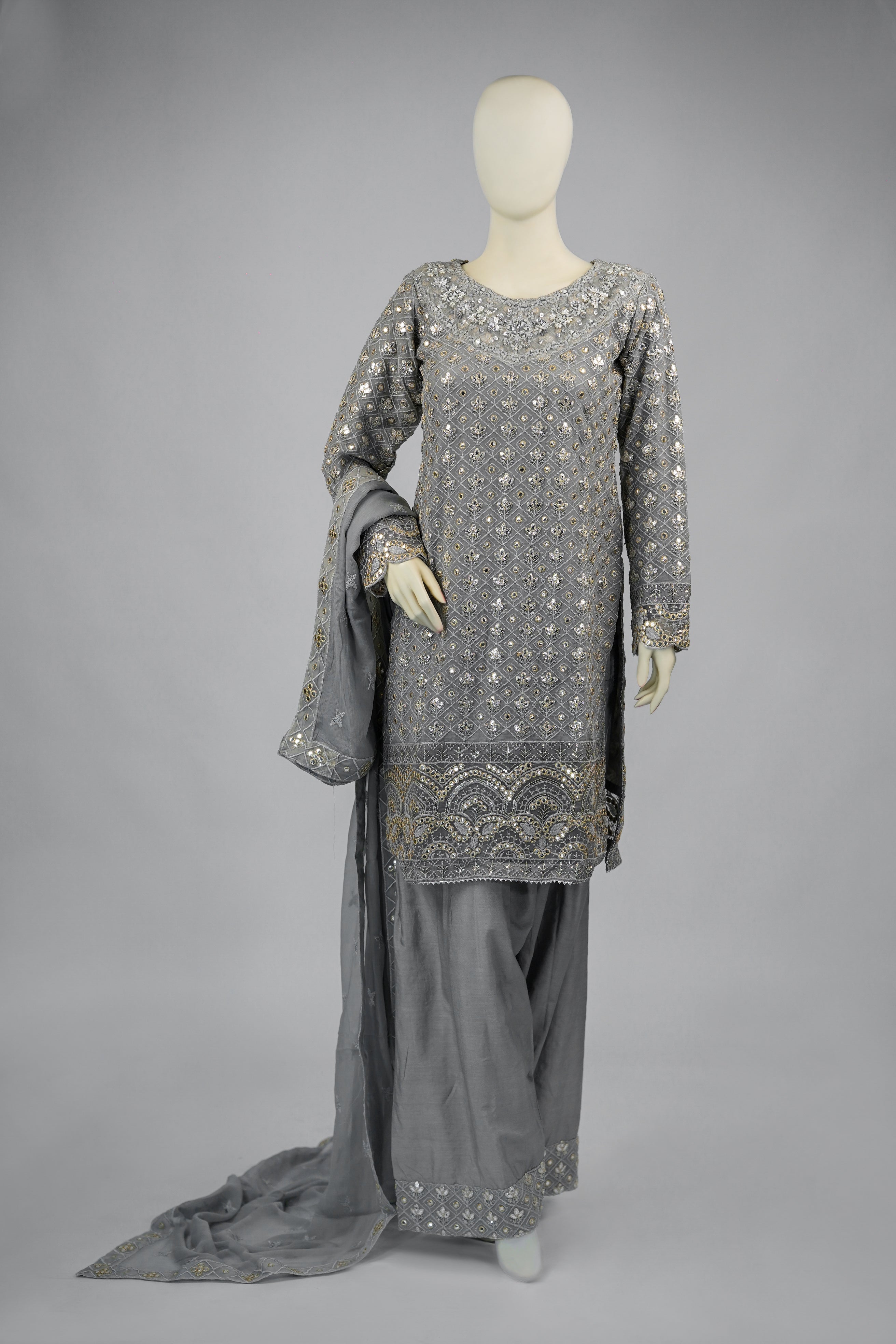 Mahir – 3pcs Embroidered Chiffon Shirt with Farshi Shalwar & Dupatta