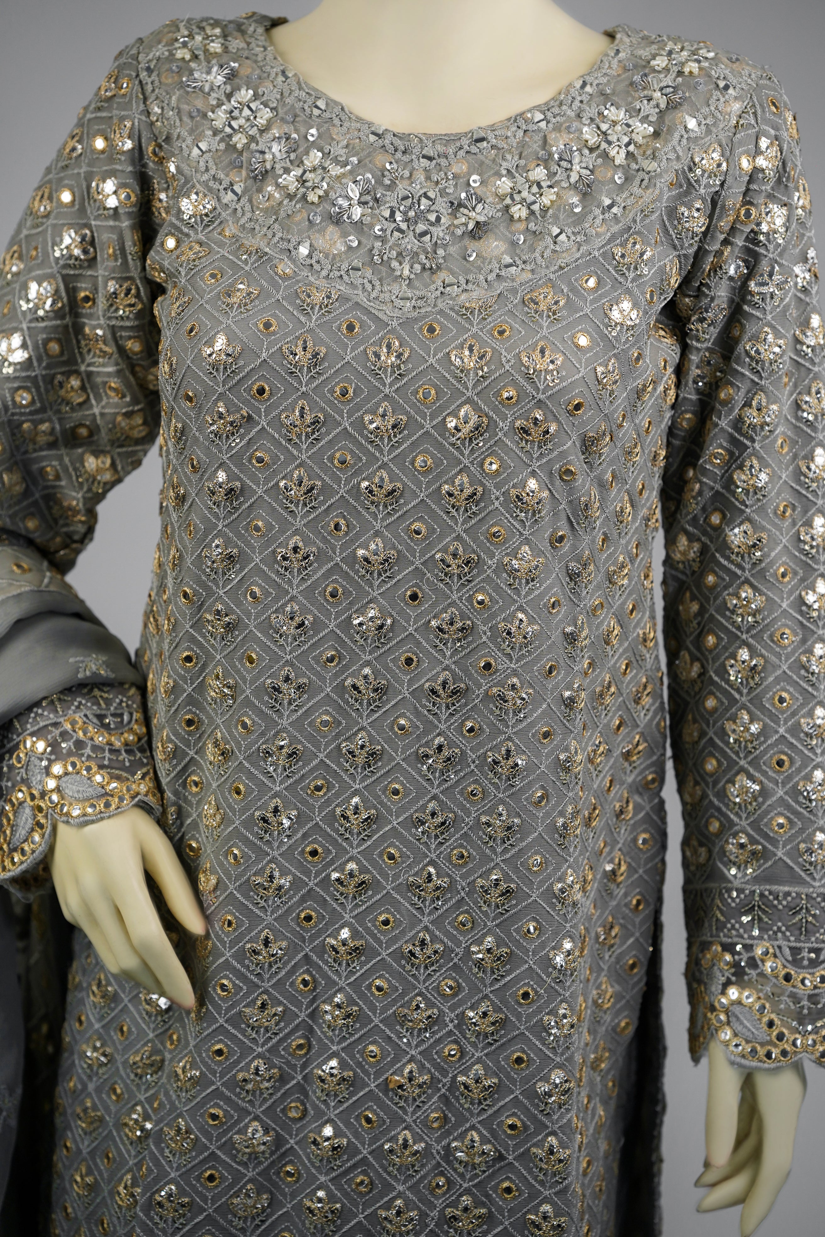 Mahir – 3pcs Embroidered Chiffon Shirt with Farshi Shalwar & Dupatta