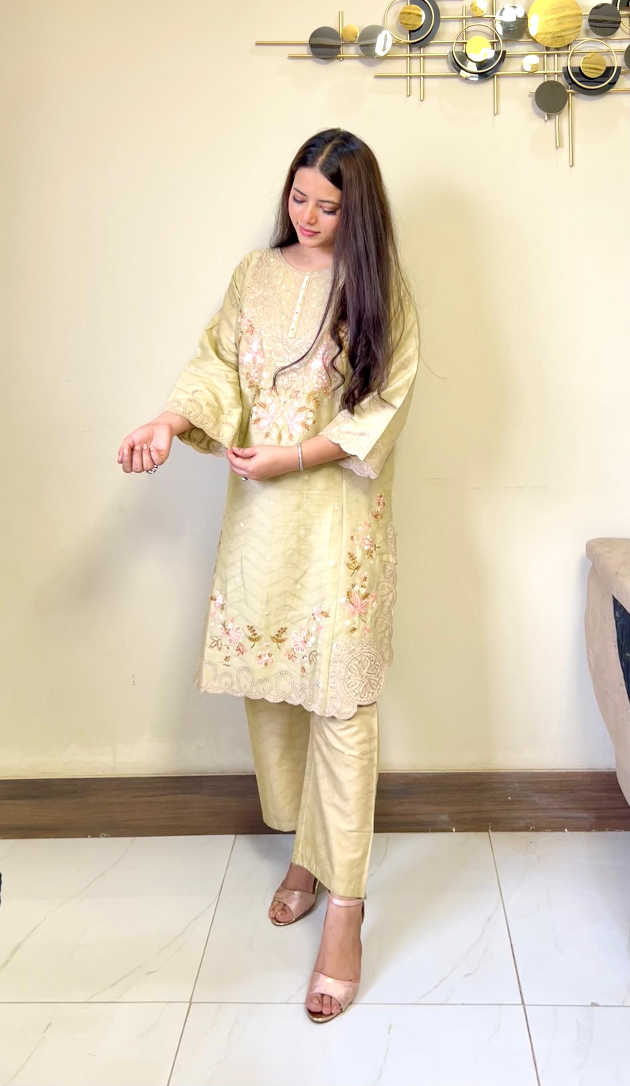 Daisy Cord Embroidered Cotton Jacquard 2-Piece Set