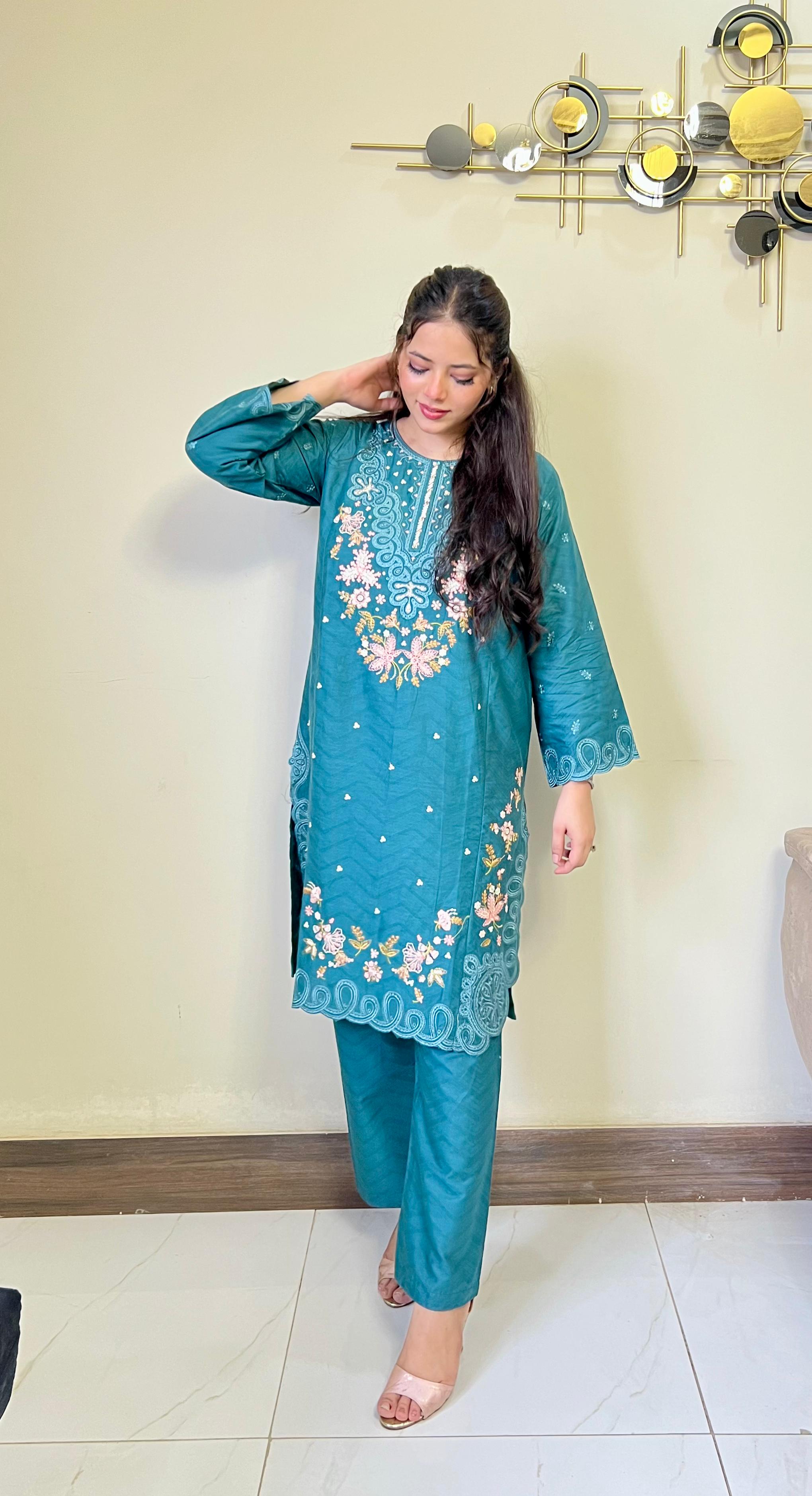 Daisy Cord Embroidered Cotton Jacquard 2-Piece Set