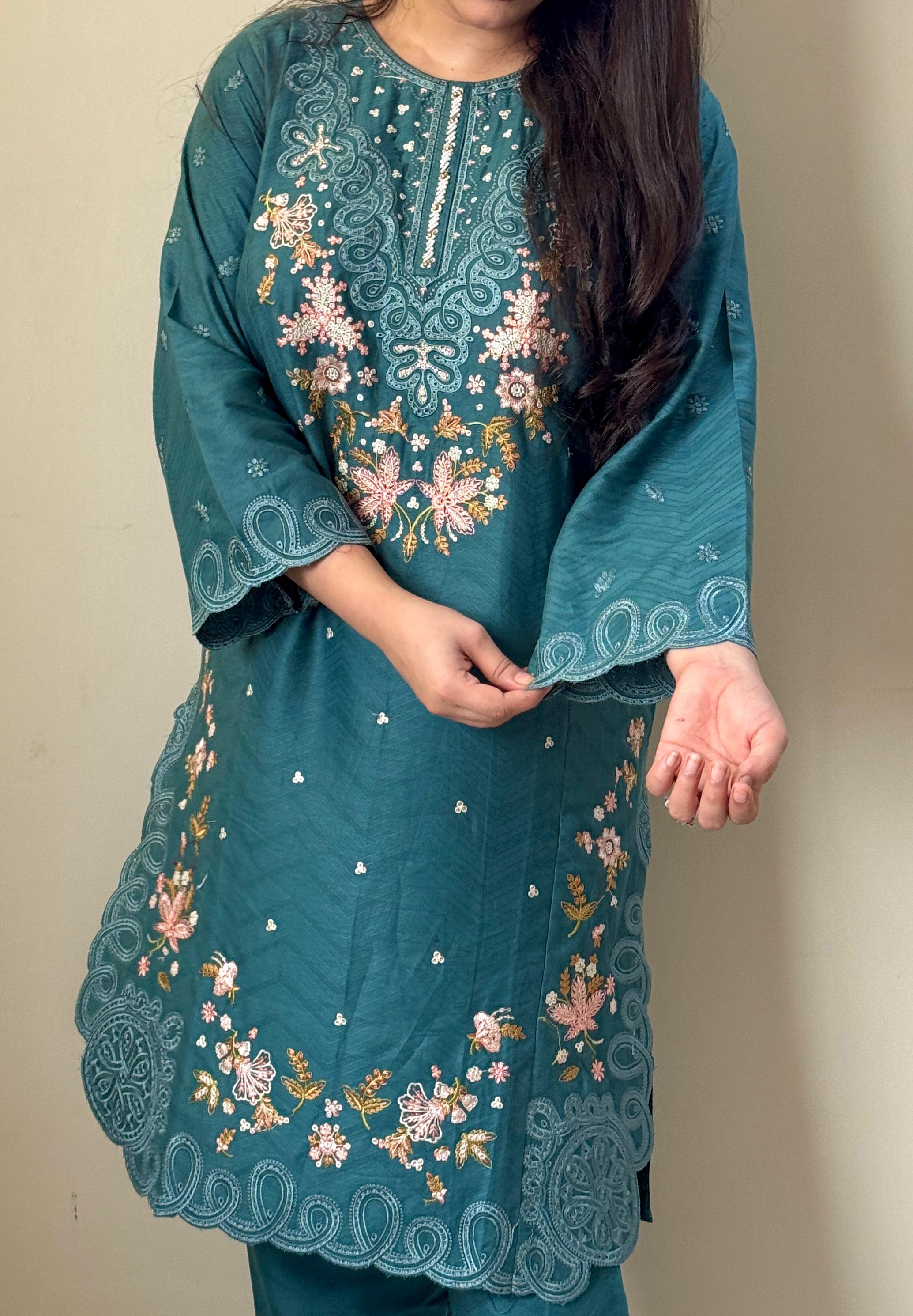 Daisy Cord Embroidered Cotton Jacquard 2-Piece Set